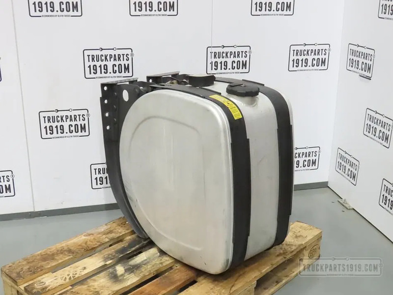 Volvo 22659544 Brandstoftank + steunen 170L - Bränsletank för Lastbil: bild 1 Volvo 22659544 Brandstoftank + steunen 170L - Bränsletank för Lastbil: bild 1