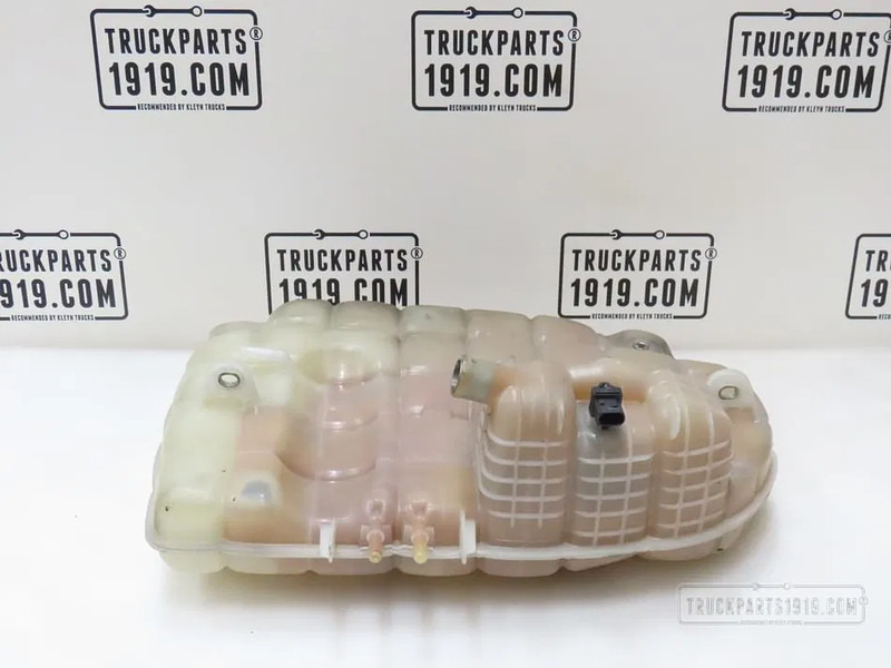 Volvo 22821828 | Koelexpansievat FM - Expansionskärl för Lastbil: bild 2 Volvo 22821828 | Koelexpansievat FM - Expansionskärl för Lastbil: bild 2
