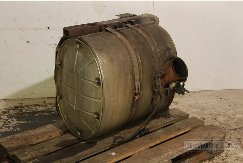 Volvo FH Exhaust System Uitlaatdemper Volvo FH - Ljuddämpare för Lastbil: bild 1 Volvo FH Exhaust System Uitlaatdemper Volvo FH - Ljuddämpare för Lastbil: bild 1