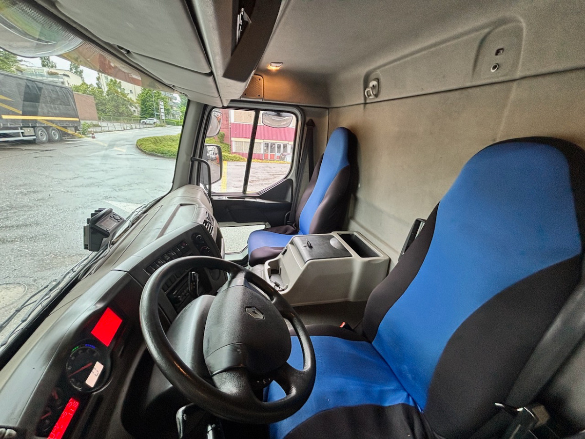 RENAULT Midlum 220-12EL - Kylbil lastbil: bild 4 RENAULT Midlum 220-12EL - Kylbil lastbil: bild 4