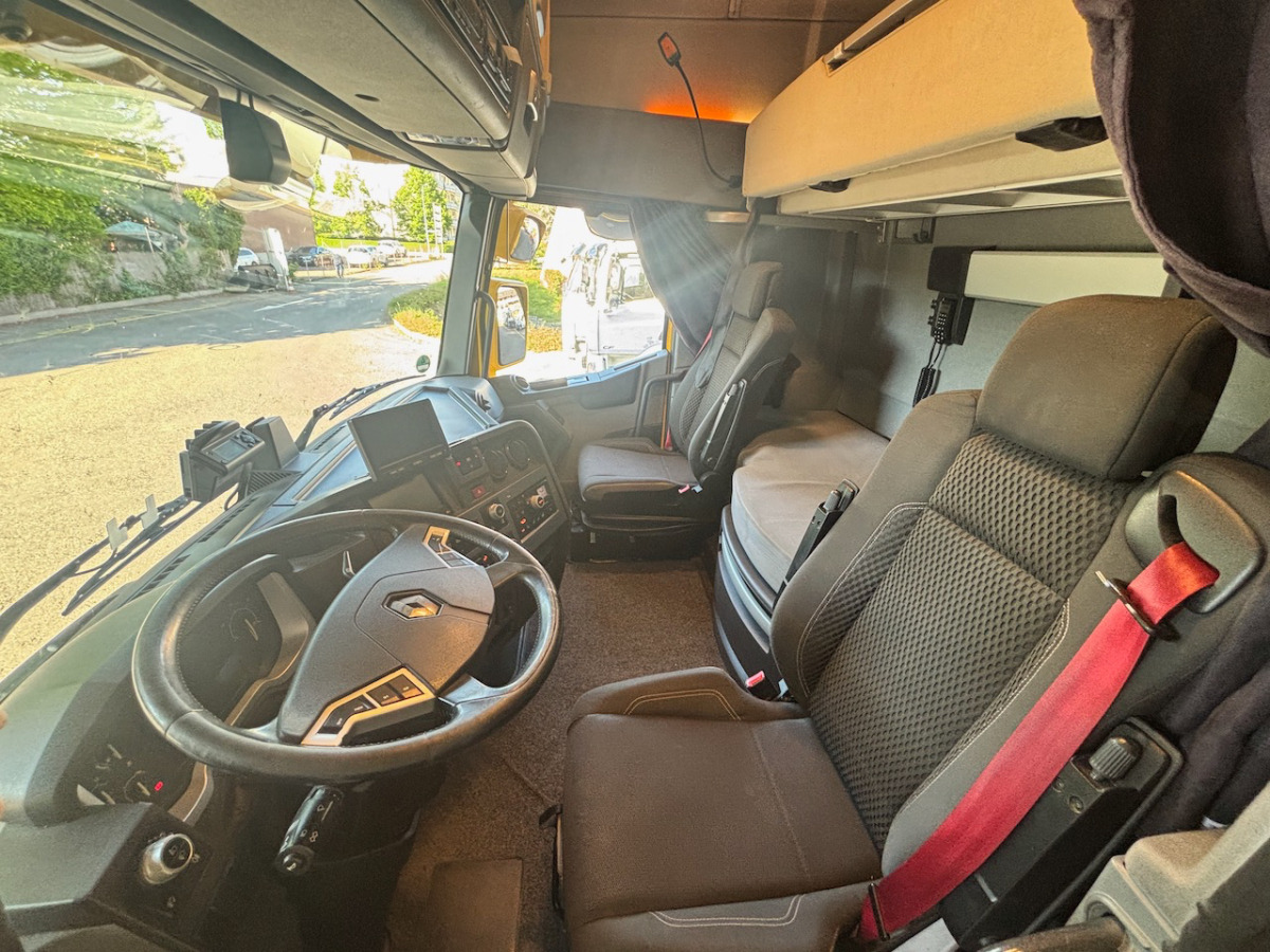 RENAULT T520 - Lastbil med skåp: bild 4 RENAULT T520 - Lastbil med skåp: bild 4