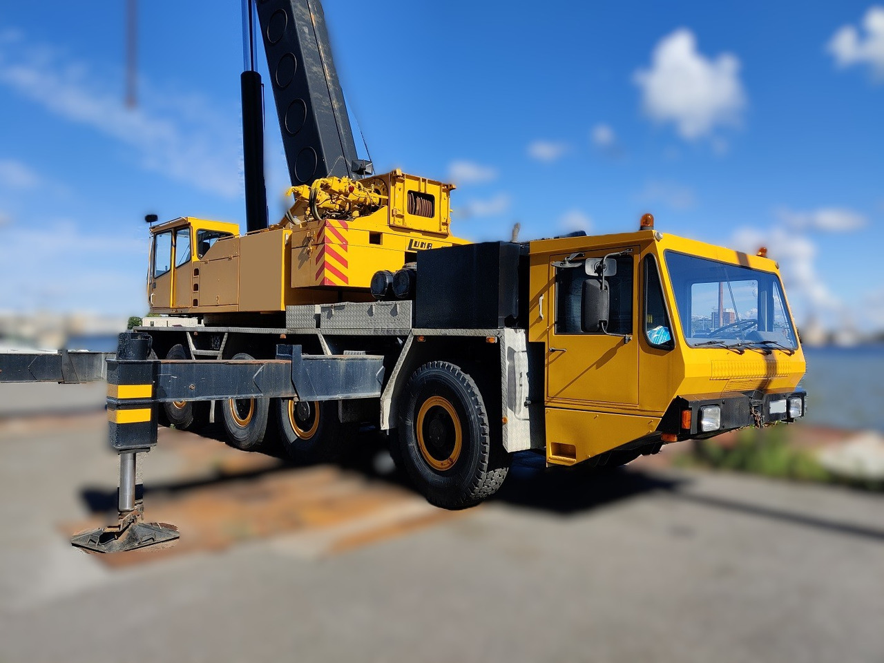 Luna AT 120/47 - Allterrängkran: bild 1 Luna AT 120/47 - Allterrängkran: bild 1