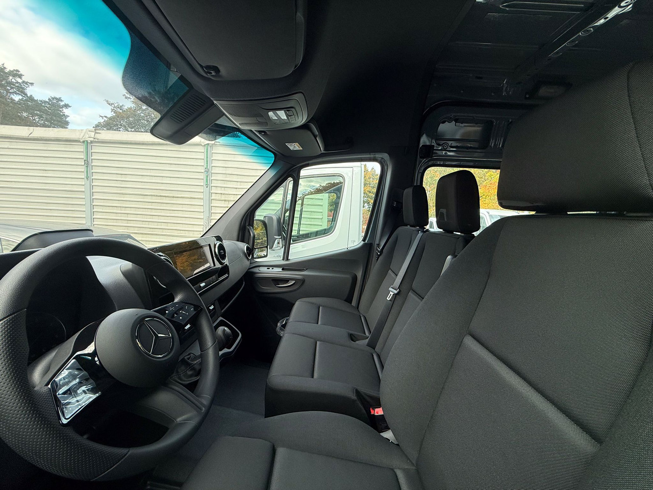 Mercedes-Benz Sprinter 317 L3H2 6-Sitzer - Skåpbil, Dubbelhytt transportbil: bild 5 Mercedes-Benz Sprinter 317 L3H2 6-Sitzer - Skåpbil, Dubbelhytt transportbil: bild 5