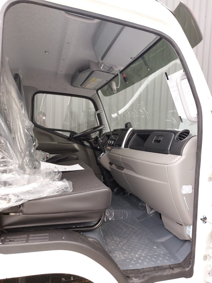 Mitsubishi Canter FUSO 70C18 Isotherm Koffer - Isotermiska lastbil: bild 5 Mitsubishi Canter FUSO 70C18 Isotherm Koffer - Isotermiska lastbil: bild 5