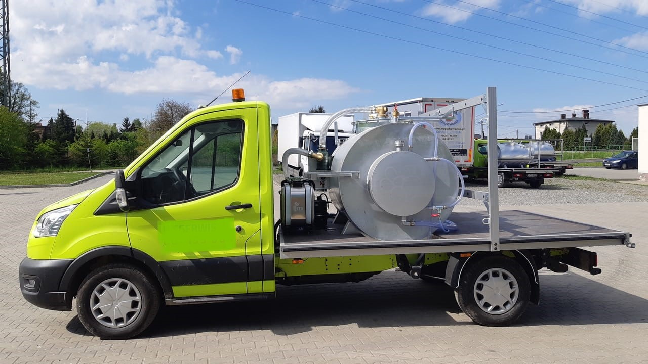 Renault Master Absaugfahrzeug - Sugbil: bild 1 Renault Master Absaugfahrzeug - Sugbil: bild 1