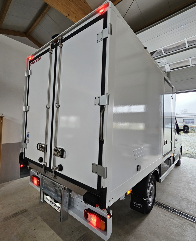 Renault Master Kühlkoffer O°/+20°C 230V Standkühlung - Kylbil: bild 4 Renault Master Kühlkoffer O°/+20°C 230V Standkühlung - Kylbil: bild 4