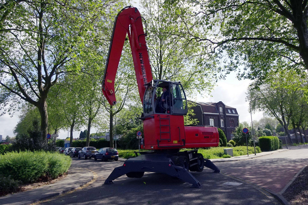 New Holland MH 6.6 Materialhandler With Magnet System - Materialhanterare: bild 3 New Holland MH 6.6 Materialhandler With Magnet System - Materialhanterare: bild 3