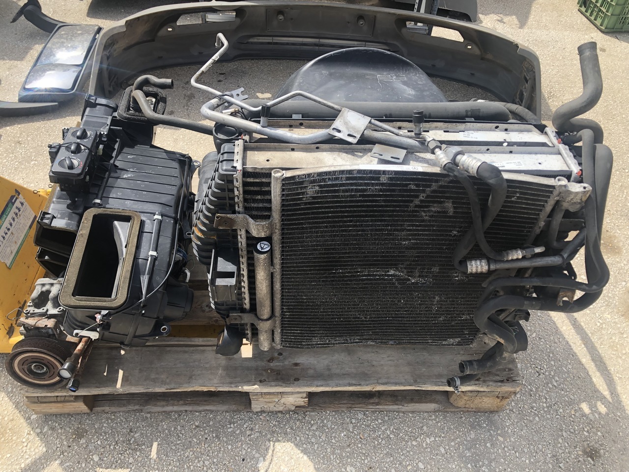 AIR CONDITION (COMPLETE SET) ATEGO 2 4cyl. - A/C reservdel för Lastbil: bild 1 AIR CONDITION (COMPLETE SET) ATEGO 2 4cyl. - A/C reservdel för Lastbil: bild 1