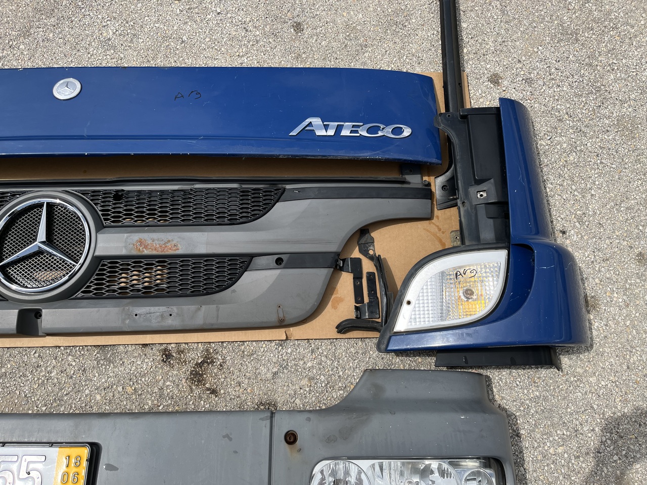 FRONT PACKET ATEGO 3  - Karosseri och exteriör för Lastbil: bild 5 FRONT PACKET ATEGO 3  - Karosseri och exteriör för Lastbil: bild 5