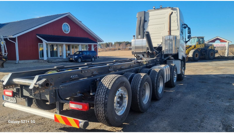 Volvo FH750 New engine and gearbox - Chassi lastbil: bild 3 Volvo FH750 New engine and gearbox - Chassi lastbil: bild 3