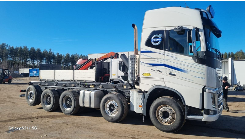 Volvo FH750 New engine and gearbox - Chassi lastbil: bild 2 Volvo FH750 New engine and gearbox - Chassi lastbil: bild 2