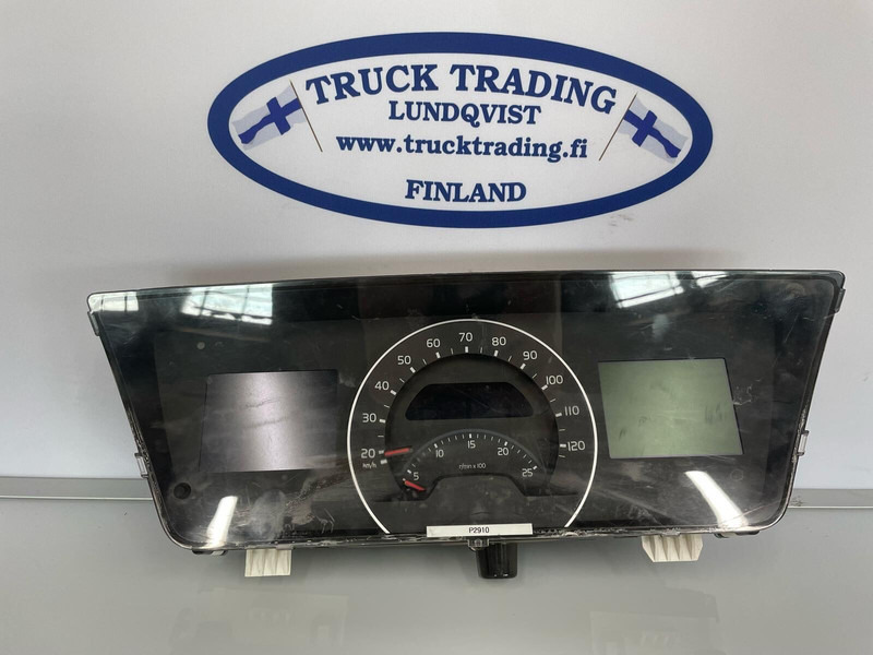 Volvo - Instrumentbräda: bild 1 Volvo - Instrumentbräda: bild 1