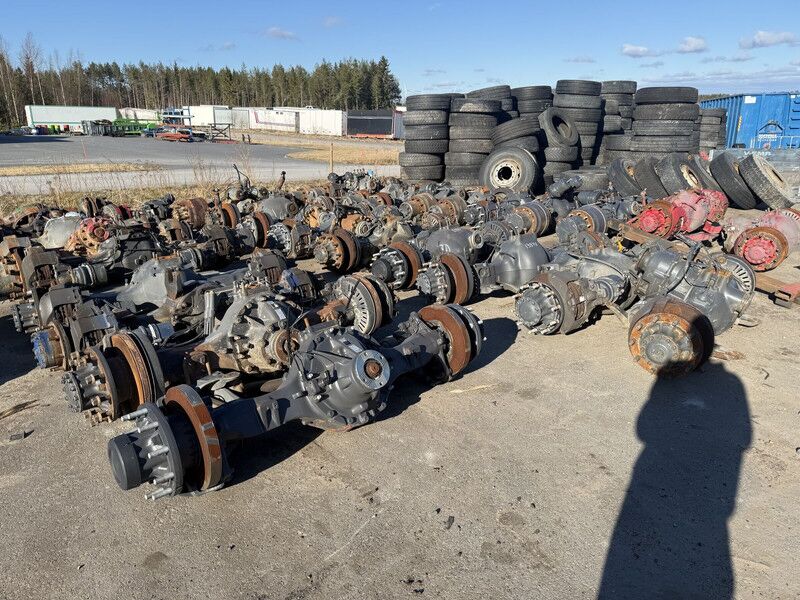Volvo RTS2370A RSS1125 RTH2610F RTH3312 RTH3815 MD15 CTEV87 - Bakaxel: bild 1 Volvo RTS2370A RSS1125 RTH2610F RTH3312 RTH3815 MD15 CTEV87 - Bakaxel: bild 1