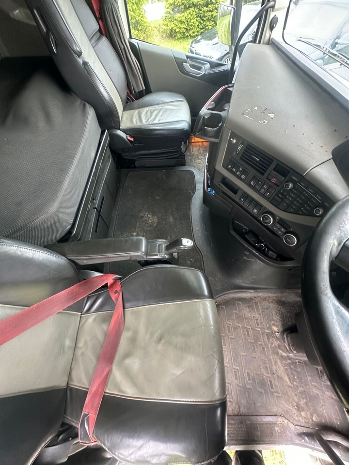 Dragbil VOLVO FH500 6×2: bild 8