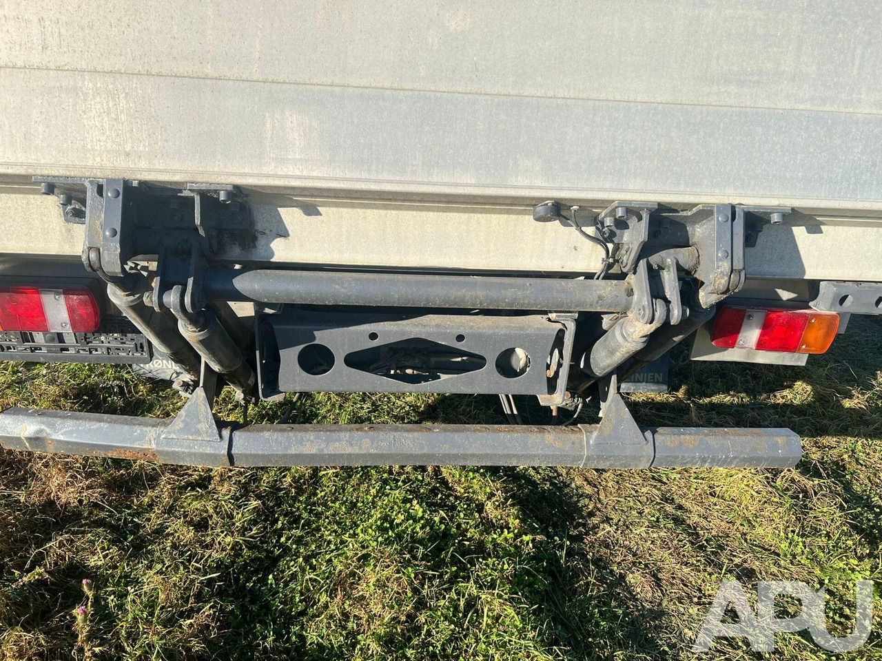 Lastbil med skåp Mercedes-Benz Atego 1324: bild 17