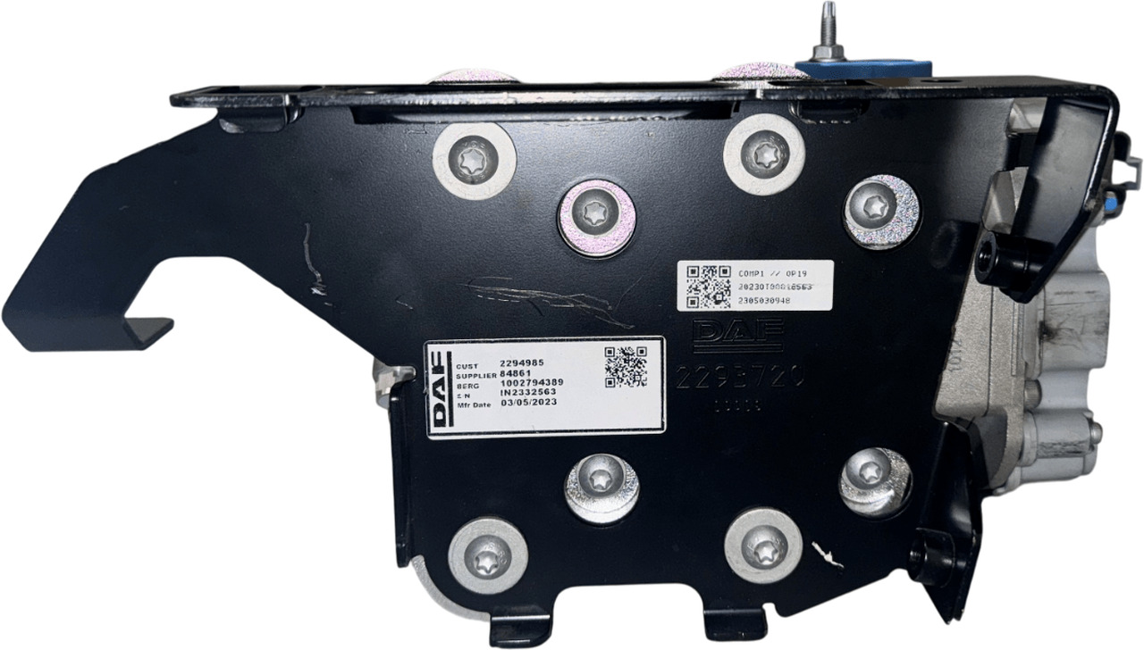 DAF XG AIRCOCOMPRESSOR 2022- MET BEHUIZINGSSCHADE 2294985EXP. - Kompressor för Lastbil: bild 5 DAF XG AIRCOCOMPRESSOR 2022- MET BEHUIZINGSSCHADE 2294985EXP. - Kompressor för Lastbil: bild 5