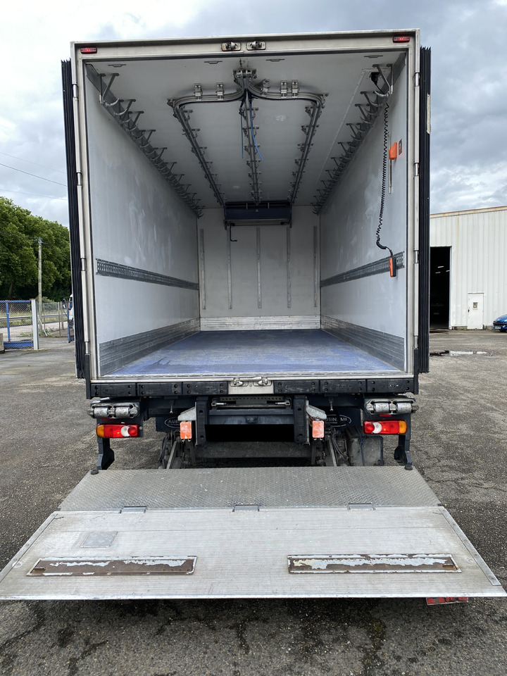 RENAULT D16 - Kylbil lastbil: bild 3 RENAULT D16 - Kylbil lastbil: bild 3