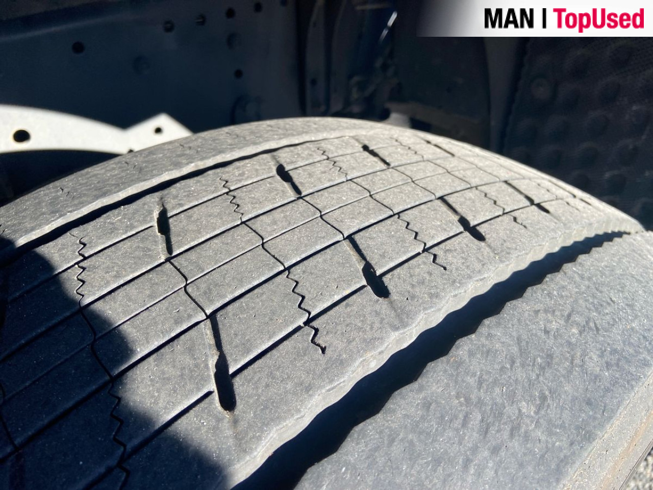 MAN TGX 26.470 6x2/4 BL SA "ADR" - Dragbil: bild 2 MAN TGX 26.470 6x2/4 BL SA "ADR" - Dragbil: bild 2