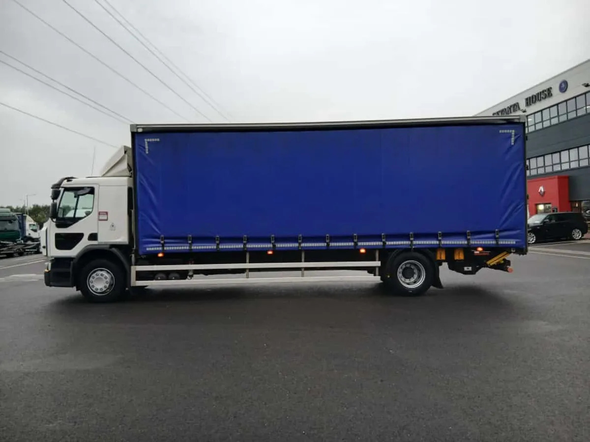 2020 Renault D18 Wide Curtainsider - Kapellbil: bild 4 2020 Renault D18 Wide Curtainsider - Kapellbil: bild 4