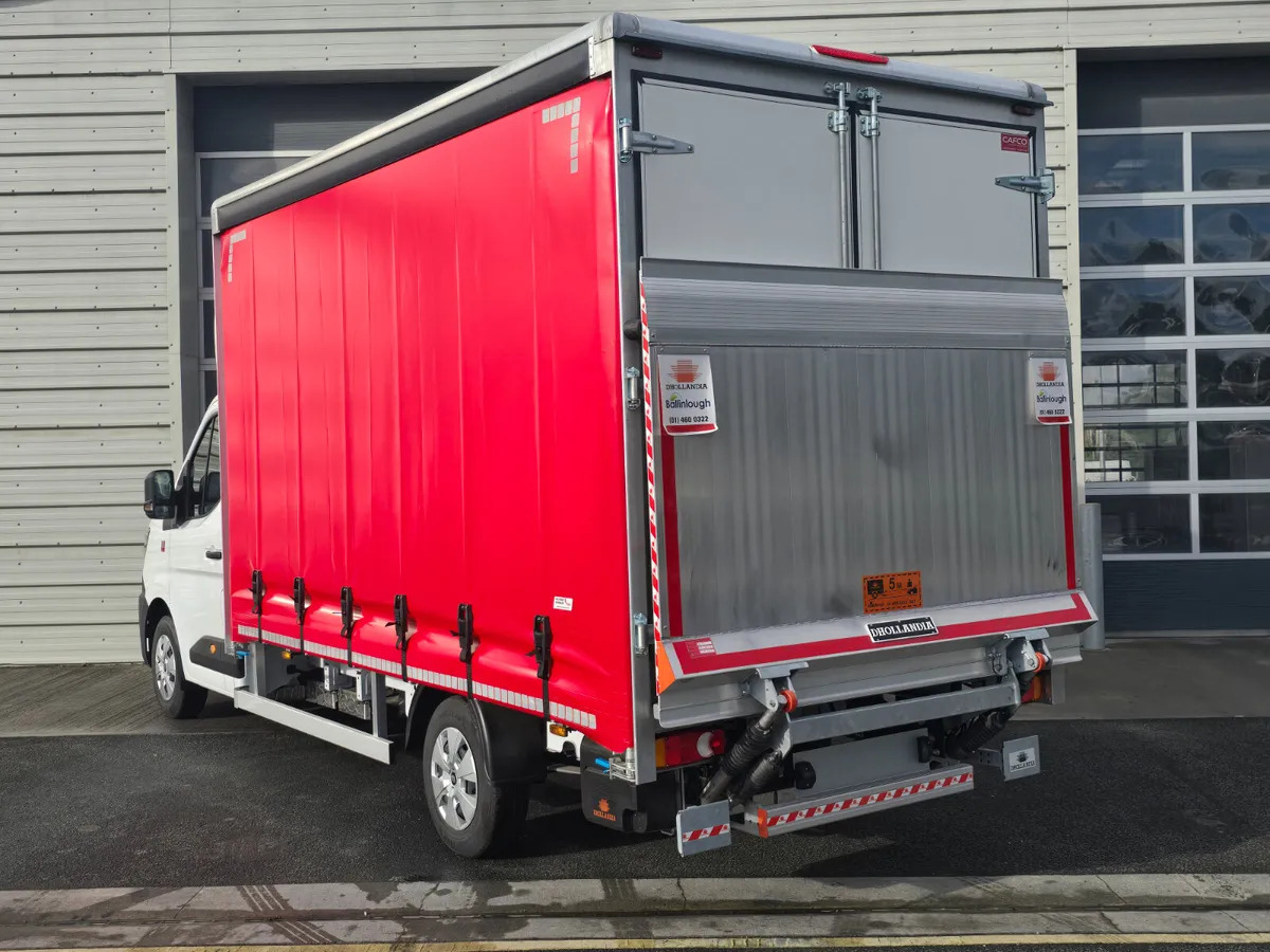 NEW Renault Master Red Edition Curtain Side - Transportbil med kapell: bild 2 NEW Renault Master Red Edition Curtain Side - Transportbil med kapell: bild 2