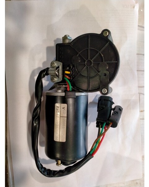 Case MX900 - Vindrutetorkare för Lantbruksmaskiner: bild 1 Case MX900 - Vindrutetorkare för Lantbruksmaskiner: bild 1