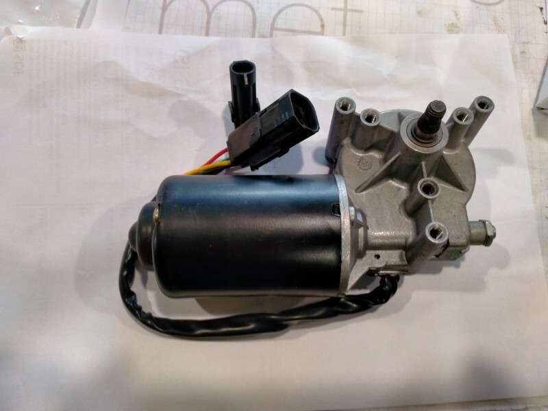 Case MX900 - Vindrutetorkare för Lantbruksmaskiner: bild 2 Case MX900 - Vindrutetorkare för Lantbruksmaskiner: bild 2