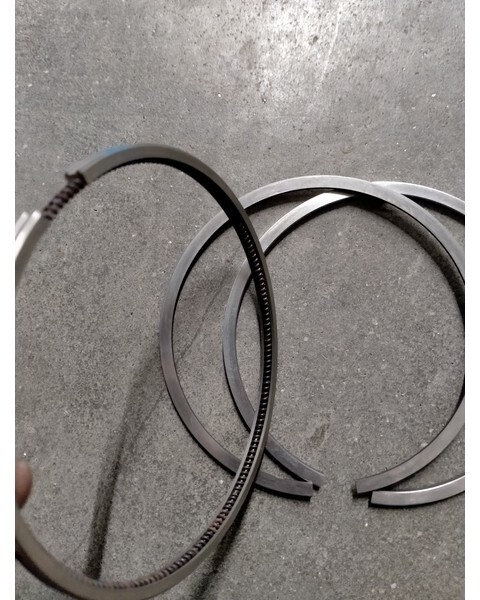 Case zuigerveren set - Kolvar/ Ring/ Ärm för Lantbruksmaskiner: bild 2 Case zuigerveren set - Kolvar/ Ring/ Ärm för Lantbruksmaskiner: bild 2