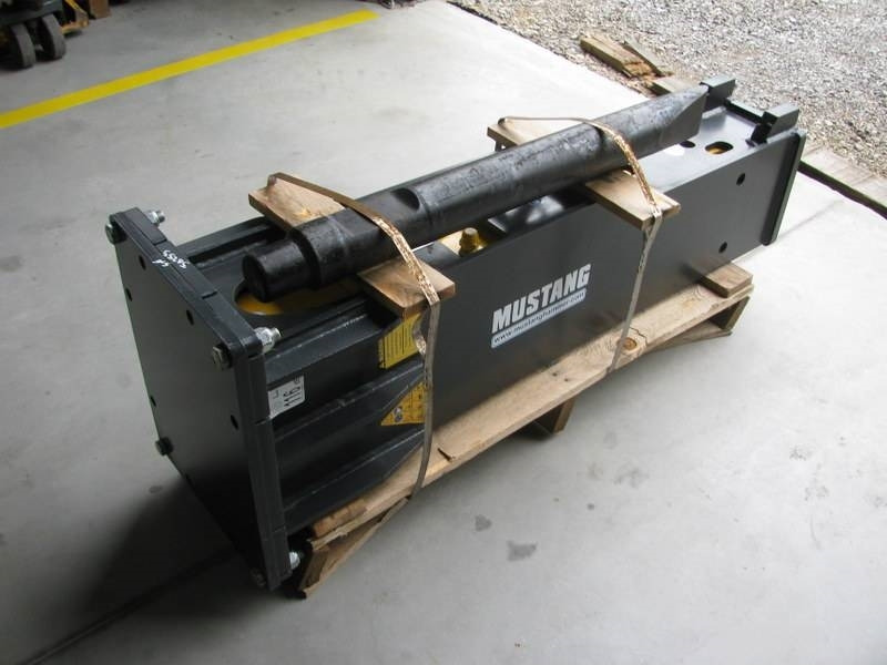 Mustang HM1302 NOVO teža 800kg - Hydraulisk hammare för Byggmaskiner: bild 3 Mustang HM1302 NOVO teža 800kg - Hydraulisk hammare för Byggmaskiner: bild 3