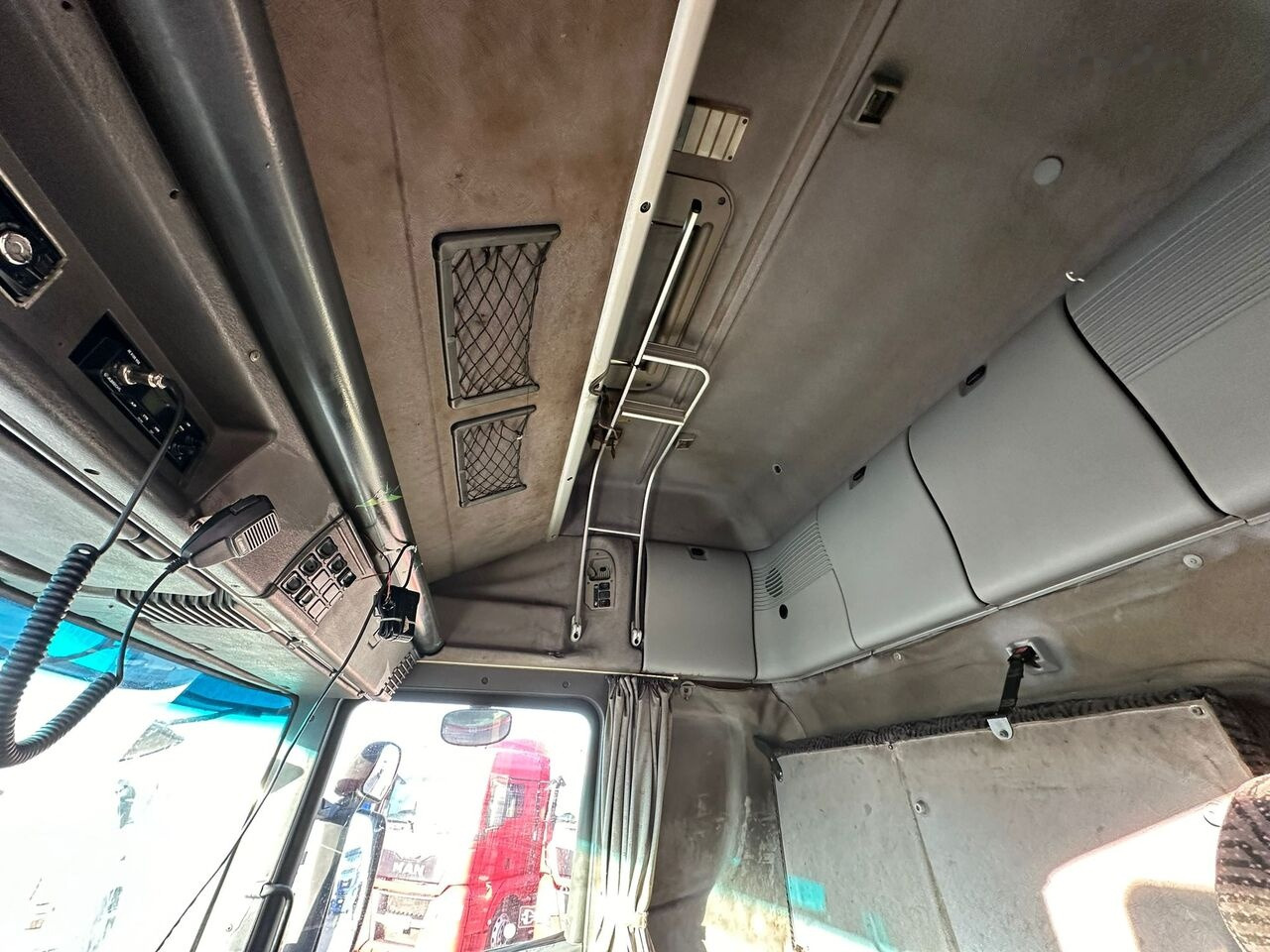 Dragbil Scania R124: bild 9 Dragbil Scania R124: bild 9