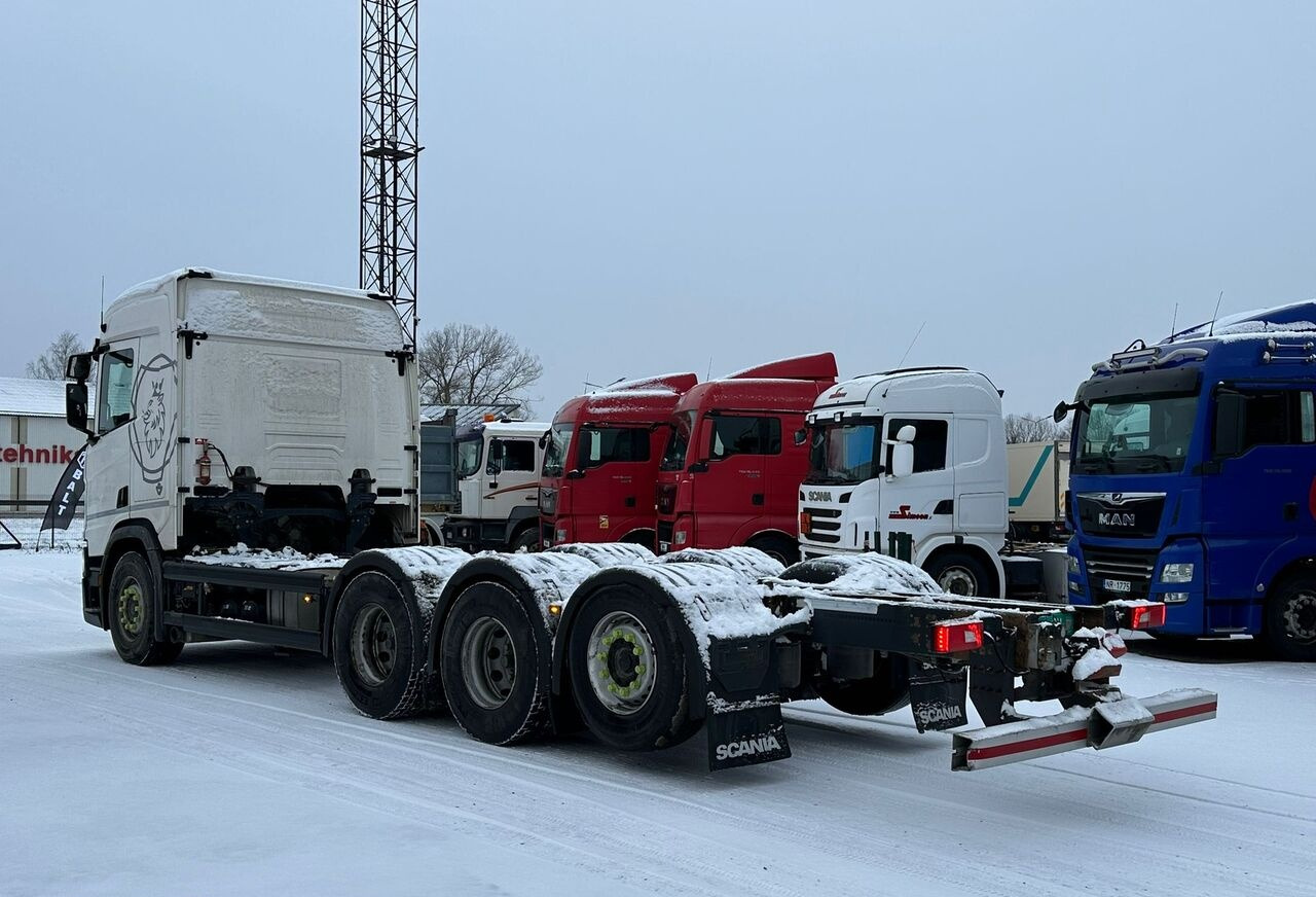 Scania R520 8x4 ADR - Chassi lastbil: bild 3 Scania R520 8x4 ADR - Chassi lastbil: bild 3