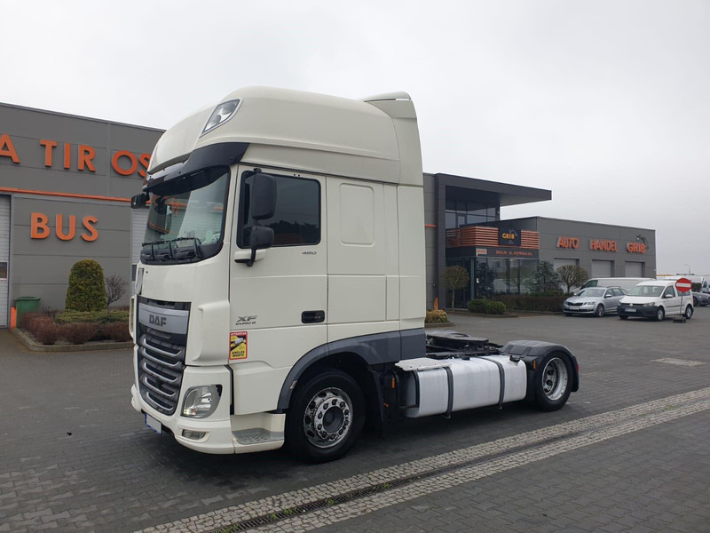 DAF XF 106 460 EURO 6 SSC LOW DECK - Dragbil: bild 1 DAF XF 106 460 EURO 6 SSC LOW DECK - Dragbil: bild 1