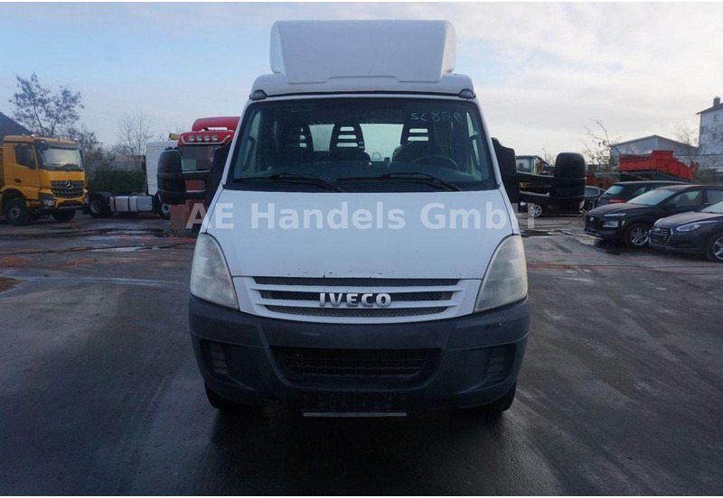 Iveco 65C18D Tractor - Dragbil: bild 2 Iveco 65C18D Tractor - Dragbil: bild 2