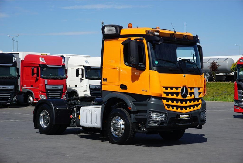 Mercedes-Benz AROCS / 1848 / E 6 / ACC / 4 X 4 / HAD / HYDRAULIKA / RETARDER - Dragbil: bild 2 Mercedes-Benz AROCS / 1848 / E 6 / ACC / 4 X 4 / HAD / HYDRAULIKA / RETARDER - Dragbil: bild 2