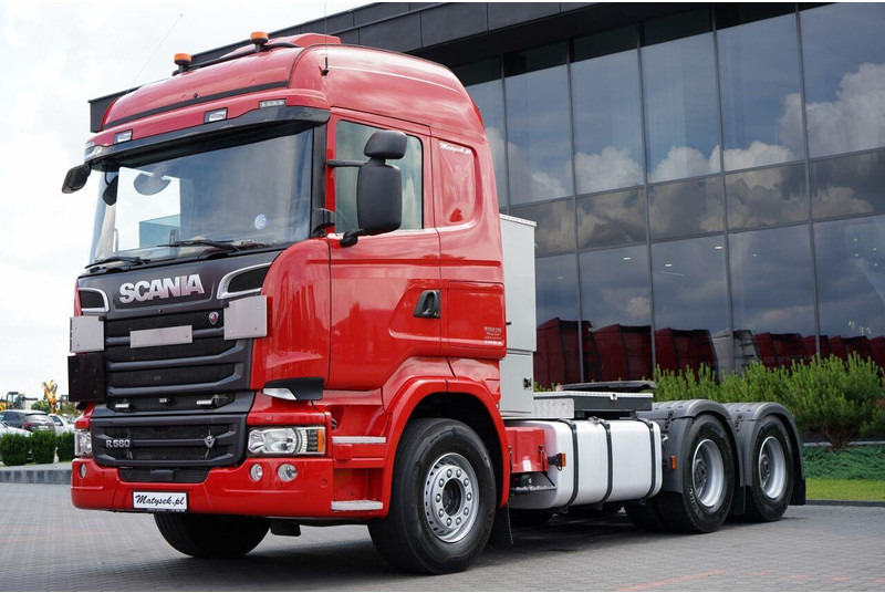 Scania R 580 / V8 / 6x4 / DMC: 150.000 KG / RETARDER / I-PARK COOL / PE - Dragbil: bild 3 Scania R 580 / V8 / 6x4 / DMC: 150.000 KG / RETARDER / I-PARK COOL / PE - Dragbil: bild 3