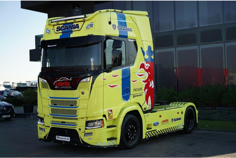 Scania S 520 / V8 / RETARDER / I-PARK COOL / FULL AIRMATIC / SKÓRY / - Dragbil: bild 2 Scania S 520 / V8 / RETARDER / I-PARK COOL / FULL AIRMATIC / SKÓRY / - Dragbil: bild 2