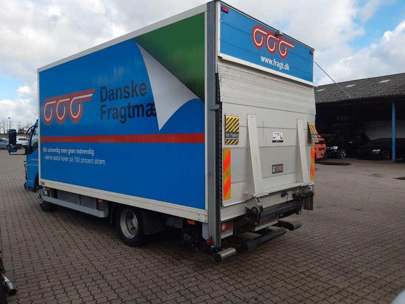 FUSO E CANTER 7C18 E 4X2 - Lastbil med skåp: bild 4 FUSO E CANTER 7C18 E 4X2 - Lastbil med skåp: bild 4