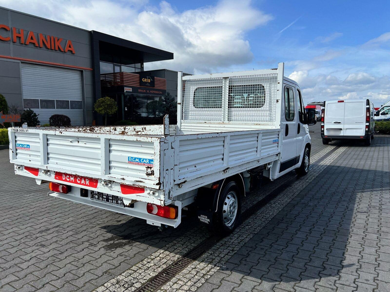 Fiat Ducato Brygadówka Doka 7-miejsc + Skrzynia - Transportbil med flak, Dubbelhytt transportbil: bild 4 Fiat Ducato Brygadówka Doka 7-miejsc + Skrzynia - Transportbil med flak, Dubbelhytt transportbil: bild 4