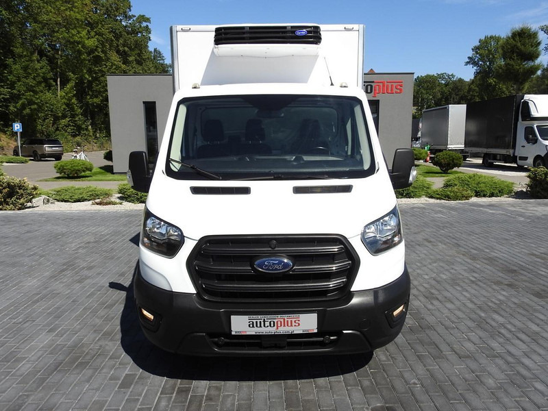 Ford TRANSIT CHŁODNIA KONTENER 0*C ZASILANIE 230V TEMPOMAT KLIMATYZAC - Kylbil: bild 5 Ford TRANSIT CHŁODNIA KONTENER 0*C ZASILANIE 230V TEMPOMAT KLIMATYZAC - Kylbil: bild 5