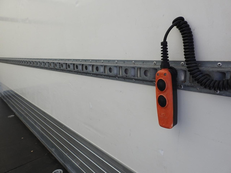 Volymskåp Ford TRANSIT  KONTENER WINDA 8 PALET BLIŹNIACZE KOŁA KLIMATYZACJA  13: bild 20