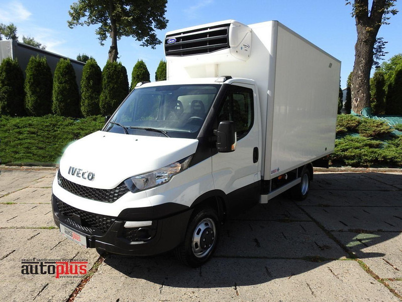 Iveco DAILY 35C15 KONTENER CHŁODNIA -12*C ZASILANIE 230V BLIŹNIACZE KO - Kylbil: bild 1 Iveco DAILY 35C15 KONTENER CHŁODNIA -12*C ZASILANIE 230V BLIŹNIACZE KO - Kylbil: bild 1
