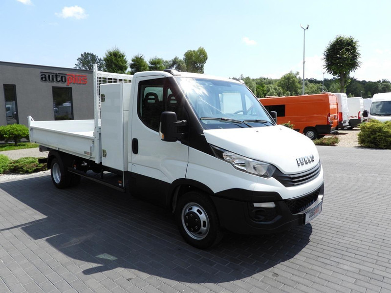 Iveco DAILY 35C15 - Transportbil med tippflak: bild 4 Iveco DAILY 35C15 - Transportbil med tippflak: bild 4