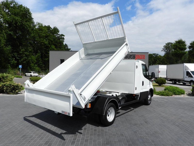 Iveco DAILY 35C16 WYWROTKA TEMPOMAT BLIŹNIACZE KOŁA KLIMATYZACJA 160K - Transportbil med tippflak: bild 3 Iveco DAILY 35C16 WYWROTKA TEMPOMAT BLIŹNIACZE KOŁA KLIMATYZACJA 160K - Transportbil med tippflak: bild 3