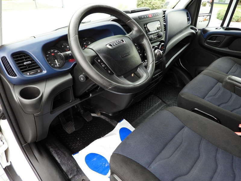 Iveco DAILY 50C15 PLANDEKA 12 PALET TEMPOMAT BLIŹNIACZE KOŁA KLIMATYZA - Transportbil med kapell: bild 2 Iveco DAILY 50C15 PLANDEKA 12 PALET TEMPOMAT BLIŹNIACZE KOŁA KLIMATYZA - Transportbil med kapell: bild 2