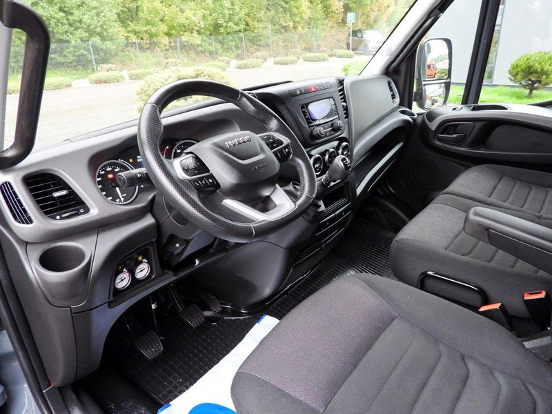 Iveco DAILY 50C18 PLANDEKA 14 PALET WEBASTO TEMPOMAT PNEUMATYKA BLIŹNI - Transportbil med kapell: bild 2 Iveco DAILY 50C18 PLANDEKA 14 PALET WEBASTO TEMPOMAT PNEUMATYKA BLIŹNI - Transportbil med kapell: bild 2