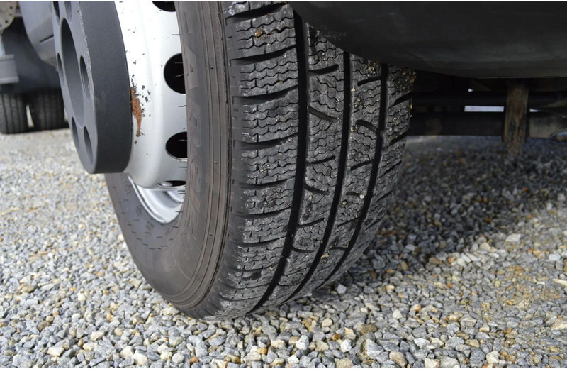 Kylbil lastbil Iveco DAILY 60C15 REFRIGERATOR + SIDE AND REAR DOORS, LIFT FOLDED UNDE: bild 6 Kylbil lastbil Iveco DAILY 60C15 REFRIGERATOR + SIDE AND REAR DOORS, LIFT FOLDED UNDE: bild 6