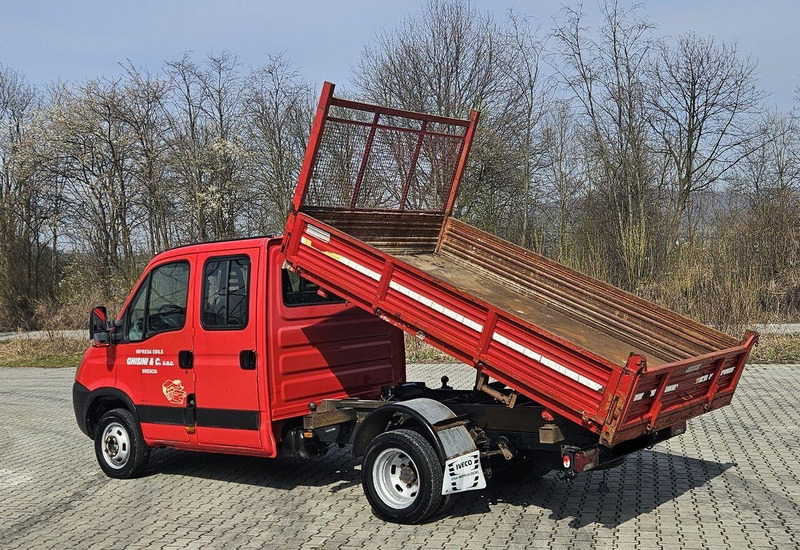 Iveco Daily 35c-12 Doka 3 way tipper - Transportbil med tippflak: bild 2 Iveco Daily 35c-12 Doka 3 way tipper - Transportbil med tippflak: bild 2