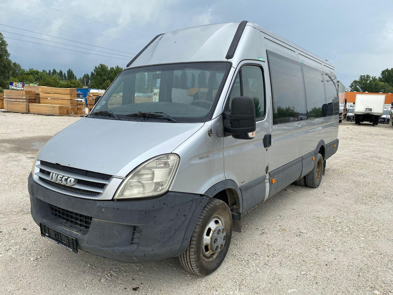 Iveco Daily 50 C 18 - 20 personal minibus - Minibuss, Persontransport: bild 1 Iveco Daily 50 C 18 - 20 personal minibus - Minibuss, Persontransport: bild 1