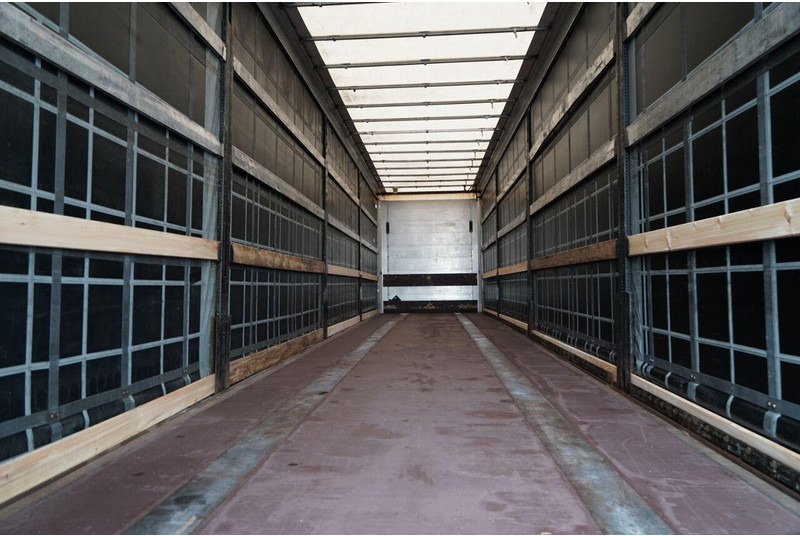 Kapelltrailer Kögel FIRANKA / MEGA / OŚ PODNOSZONA / OSIE SAF / DACH PODNOSZONY / LO: bild 15 Kapelltrailer Kögel FIRANKA / MEGA / OŚ PODNOSZONA / OSIE SAF / DACH PODNOSZONY / LO: bild 15