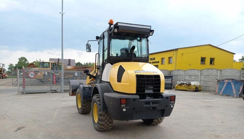 Komatsu WA 90-6 wheel loader - Hjullastare: bild 3 Komatsu WA 90-6 wheel loader - Hjullastare: bild 3