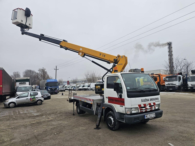 Nissan Cabstar 35.10 - Socage Lifting Basket - 16m - Lastbil, Kranbil: bild 1 Nissan Cabstar 35.10 - Socage Lifting Basket - 16m - Lastbil, Kranbil: bild 1